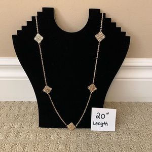 BANANA REPUBLIC Fashion Necklace; 20” length
